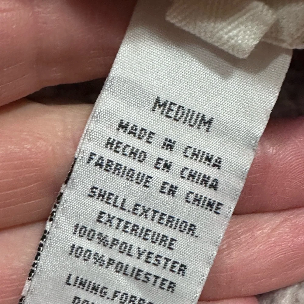 Thread & Supply‎ Tan reversible Quilted Vest sz medium. Grey space bag - Picture 6 of 8